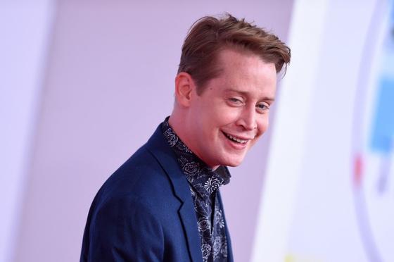 Macaulay Culkin kicsi gyermekei, akik még csupán két- és háromévesek, már most teljes szívükből rajonganak a 