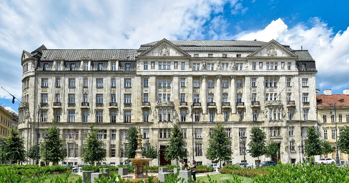 Még a választások előtt megszülethet a döntés, hogy Nagy Márton minisztériumának épületét eladják.