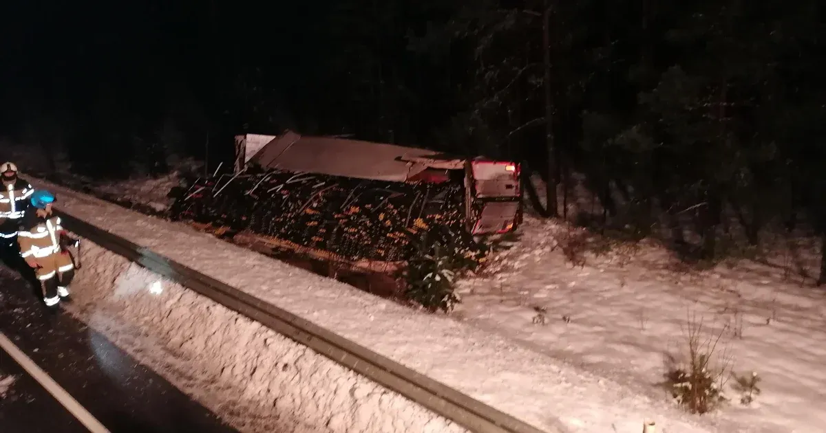 Olyan heves hóvihar söpör végig Észtországon, hogy ezernyi ember maradt áram nélkül.