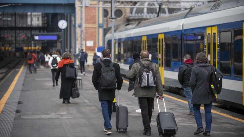 Az osztrák vasúti térkép segítségével könnyedén ellenőrizhetjük a magyar vonatok késéseit.