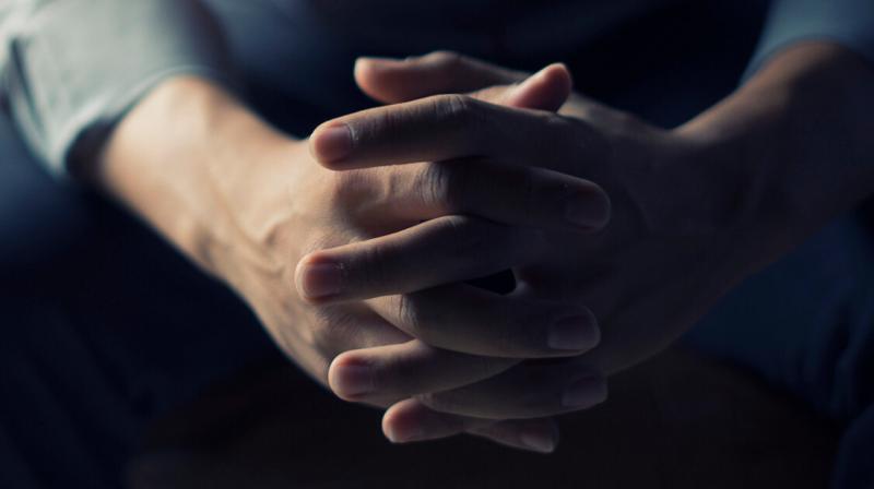 Cukorbetegség: a mentális jólétre gyakorolt hatásai

A cukorbetegség nem csupán a fizikai egészséget befolyásolja, hanem a mentális jólétünkre is jelentős hatással lehet. A betegek gyakran tapasztalnak szorongást, depressziót vagy stresszt, amely a betegs