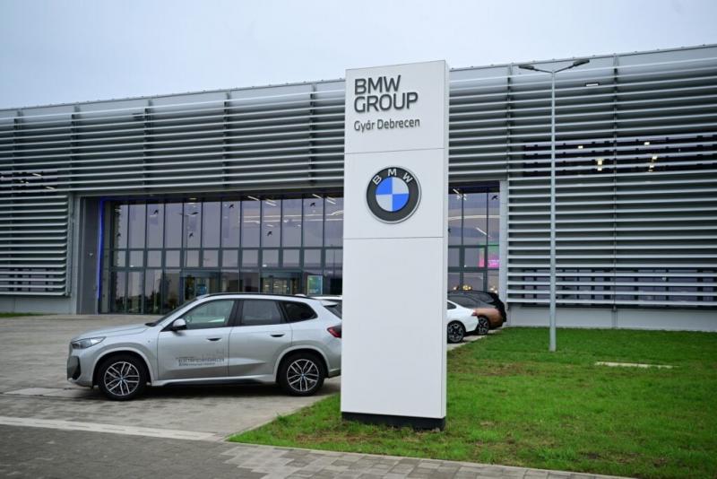 Súlyos helyzet állt elő! Tűzeset történt a debreceni BMW gyár területén.