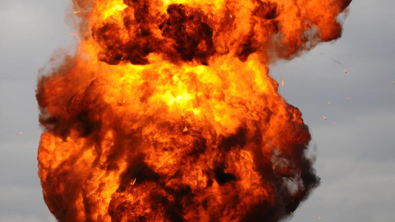 A Krím legnagyobb olajterminálját ukrán drónok célba vették, és a hatás kilométerekre is jól látszott.